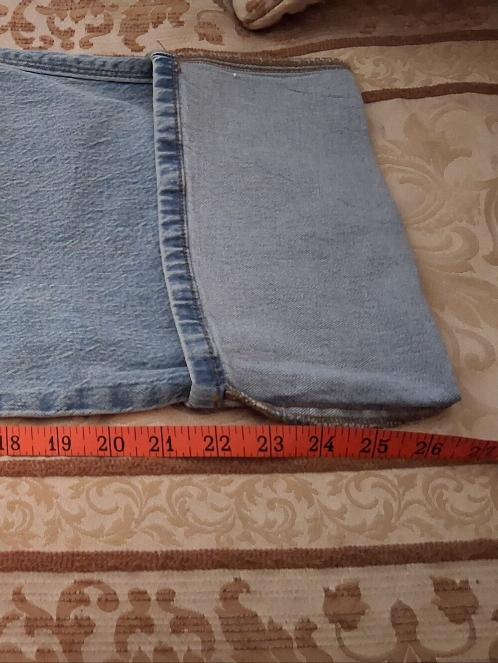 Zenana Outfitters Light Wash Denim High Rise Cuffed Wide Leg Jean Sz 30 NWT - Picture 8 of 11
